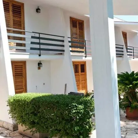Aparthotel Raggio Di Sole 3*